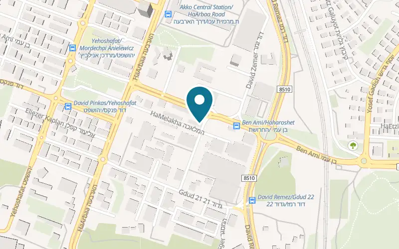 Map showing Cafe Cafe Azrieli Acre at 2 HaHaroshet Street, Azrieli Acre mall, Acre