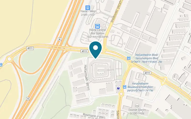 Map showing Dr. Moti Naor and Dr. Gila Tzur Veterinary Clinic at 1 HaYarmukh Street, Yavne