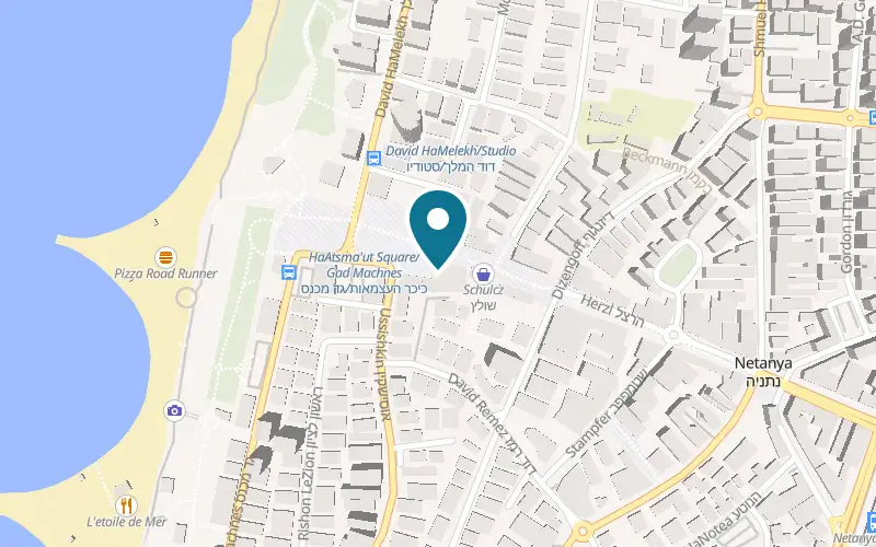 Map showing Cafe Gilda at 12 Ha'atzmaut Square, Netanya