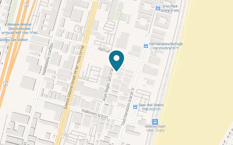 Map showing HaShalom Garage at 15 Arye Regev Street, Netanya