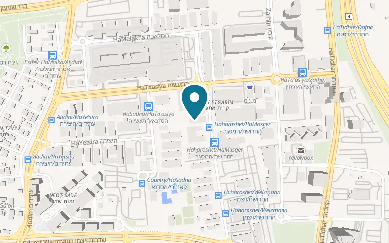 Map showing Mahsanei Mizronim at 21 HaHaroshet Street, Ra'anana