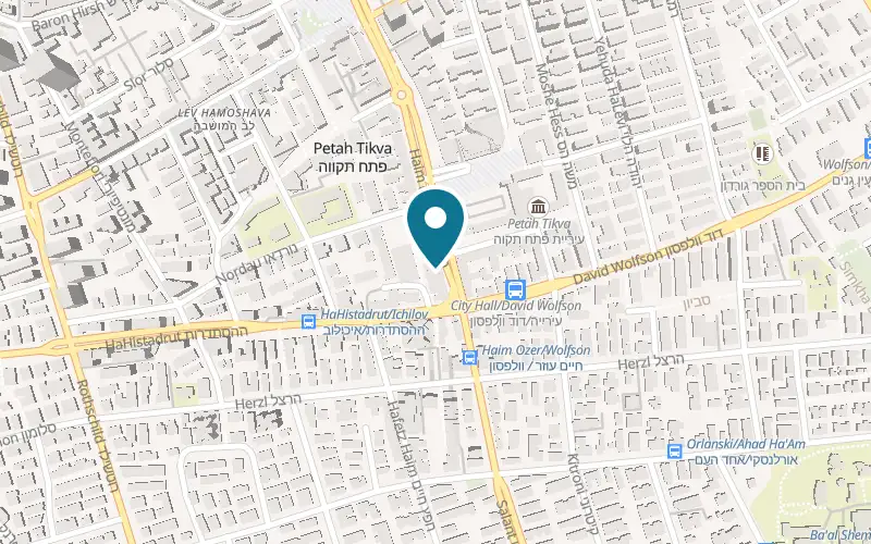 Map showing Pizza Kruzo at 32 Haim Ozer Street, Petah Tikva