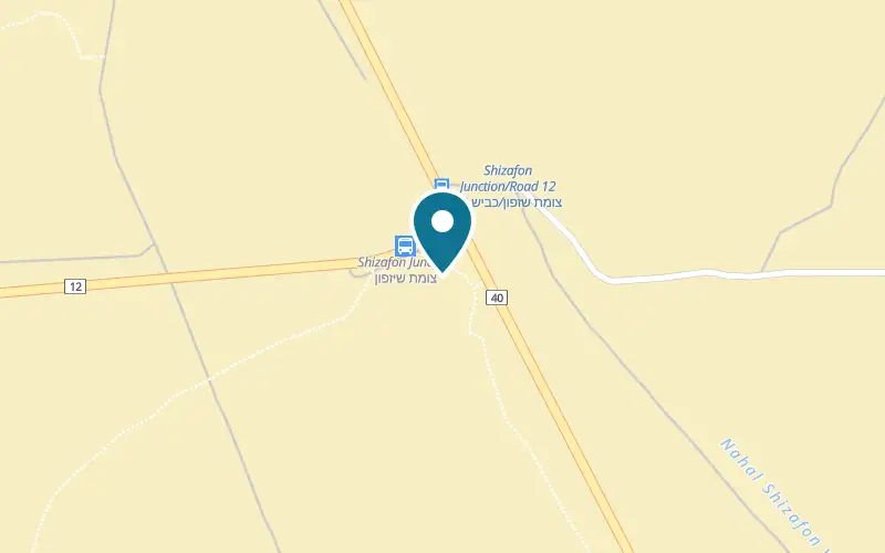 Map showing Pundak Neot Semadar at Shizafon Junction, Route 40, Neot Semadar