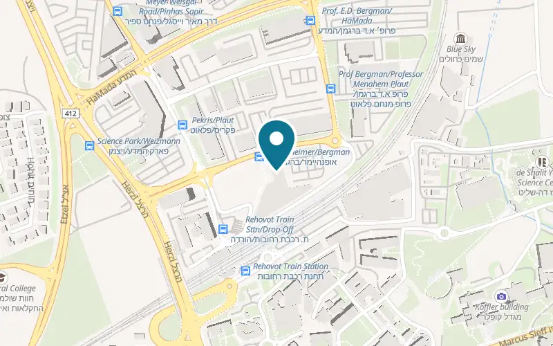 Map showing Yaniv Tires at 10 Oppenheimer Street, Rehovot