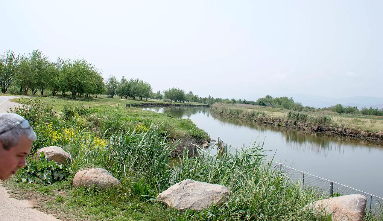 A water channel and the path beside it at Agamon Hula