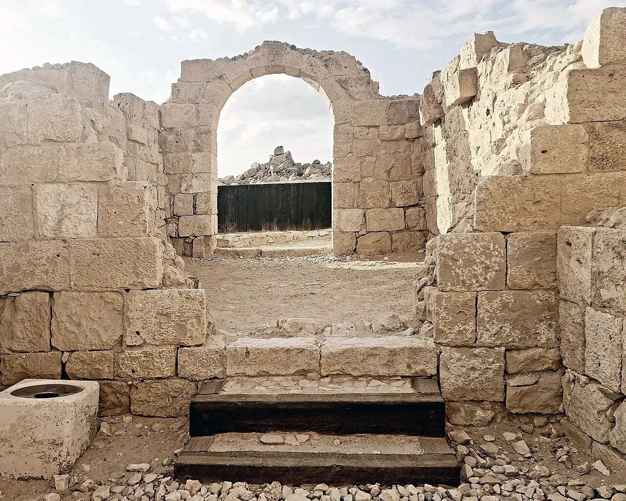 An arched gateway on the acropolis at Avdat