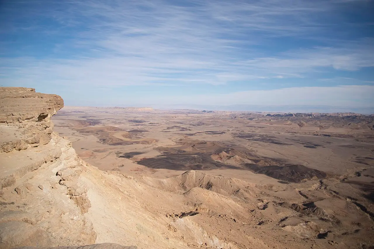 Makhtesh Ramon from its northern rim, the crater floor stretching to the horizon