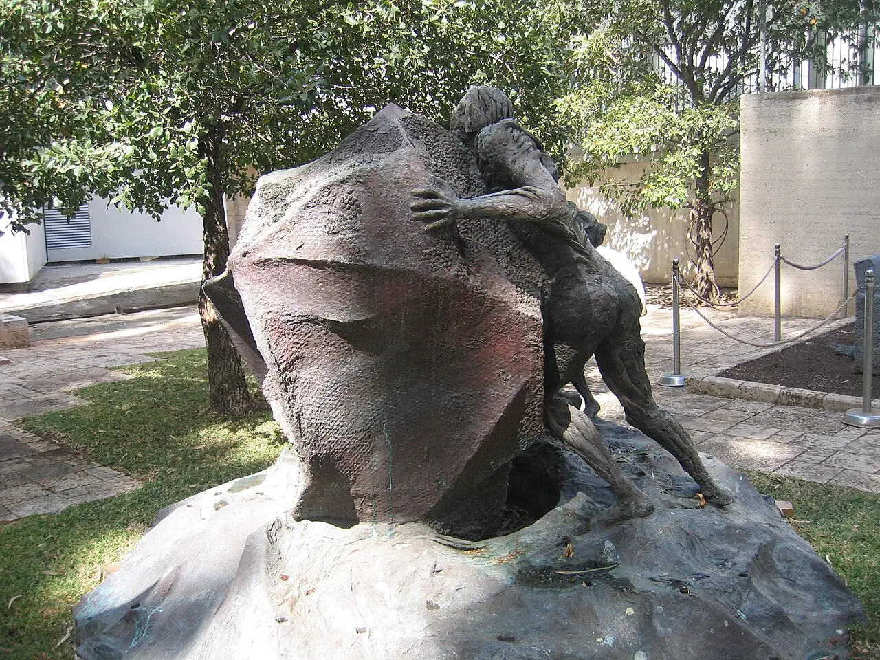 A bronze by Sigalit Landau in the museum's Lola Beer Ebner Sculpture Garden